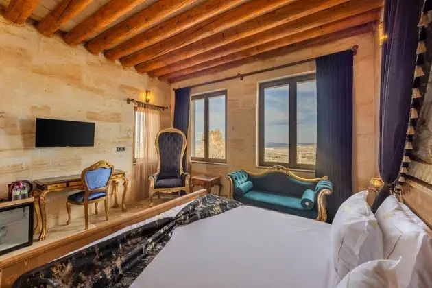 King Suite, Vadi Manzaralı, Şömineli ve Jakuzili