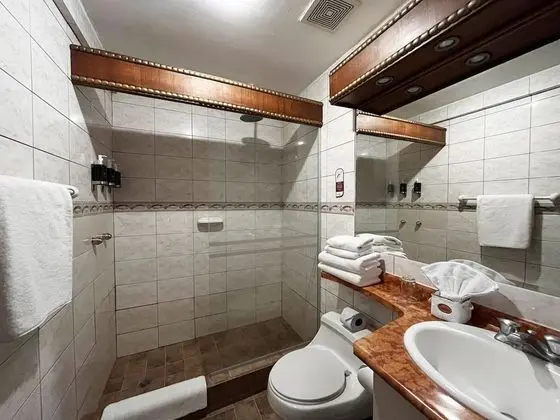 Standard Oda, 1 En Büyük (King) Boy Yatak