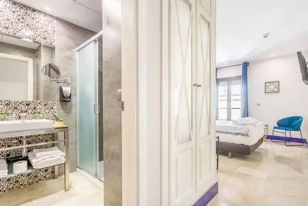 Tek Büyük Yataklı Oda (with extra bed)
