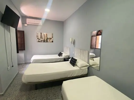 Üç Kişilik Oda, Ortak Banyo