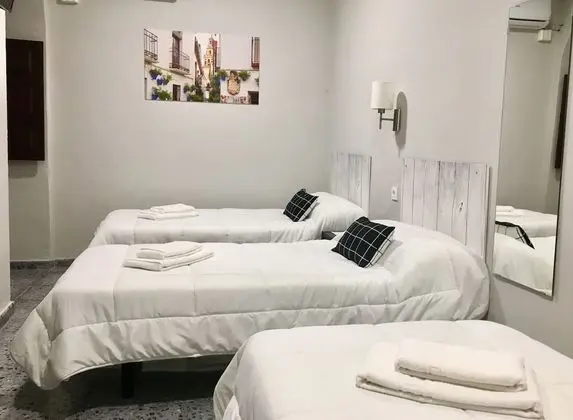 Üç Kişilik Oda, Ortak Banyo