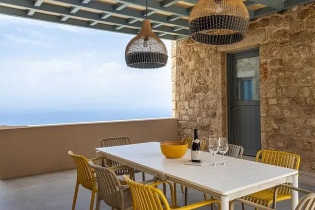 Deluxe Villa (Ioli)