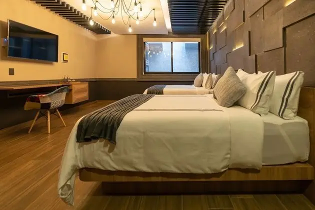 Deluxe Tek Büyük Yataklı Oda