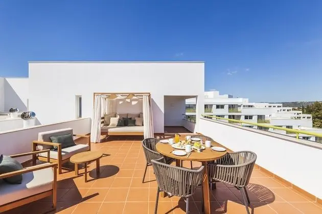 Deluxe Apart Daire, 2 Yatak Odası, Havuz Manzaralı