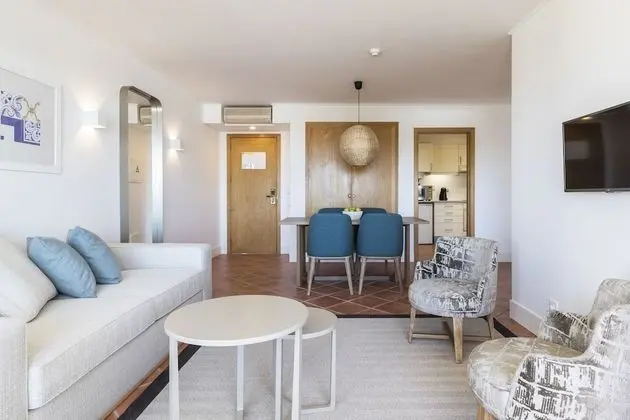 Standard Apart Daire, 2 Yatak Odası, Havuz Manzaralı