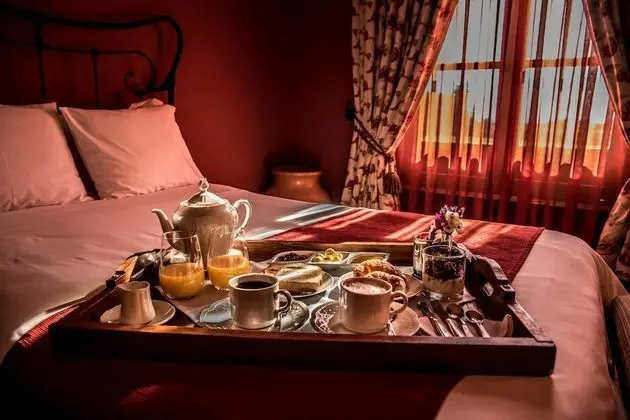 Gallery Oda, 1 En Büyük (King) Boy Yatak