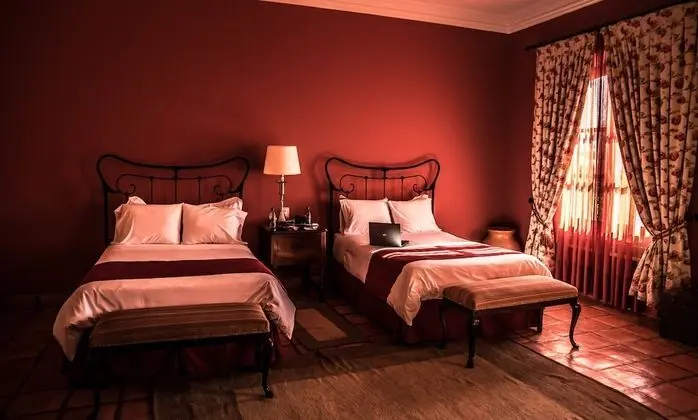 Gallery Oda, 1 En Büyük (King) Boy Yatak