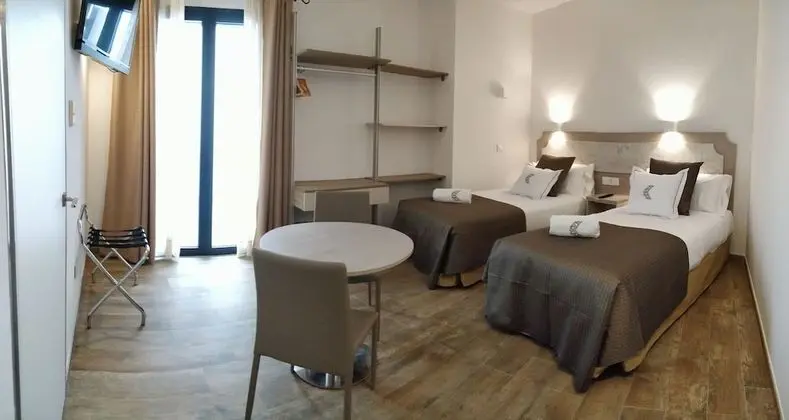 Standard Tek Büyük veya İki Ayrı Yataklı Oda