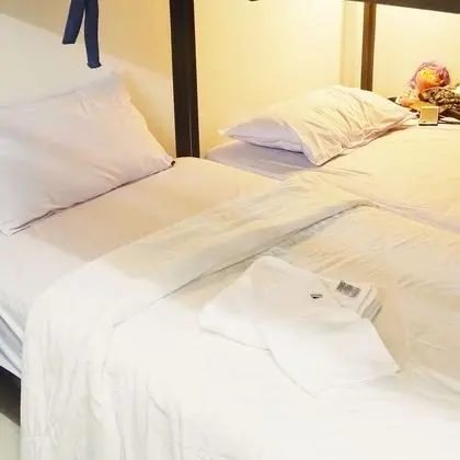 Bed in 8-Bed Dormitory Room with Air conditioning