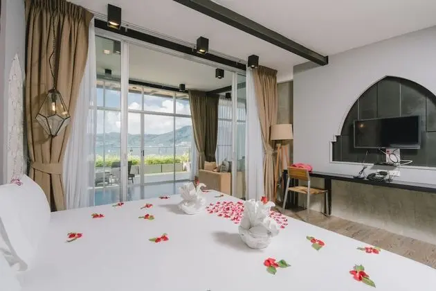 One-Bedroom Apartment with Sea View - Roof Top