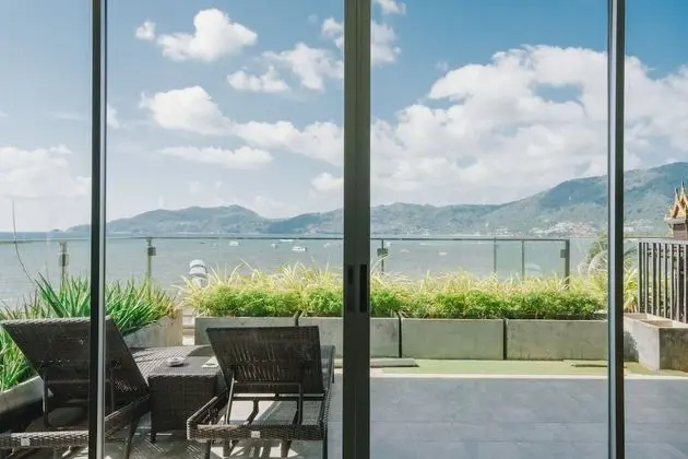 One-Bedroom Apartment with Sea View - Roof Top