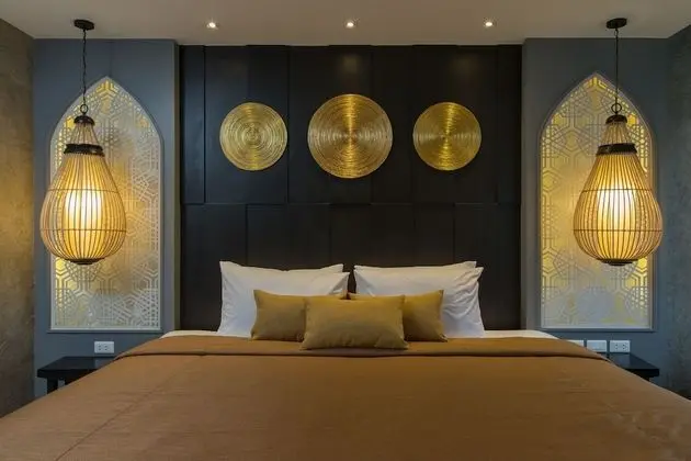 Superior King or Twin Room with Shower