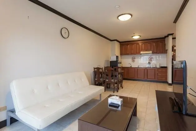 1 Bedroom Apartment with Sea View