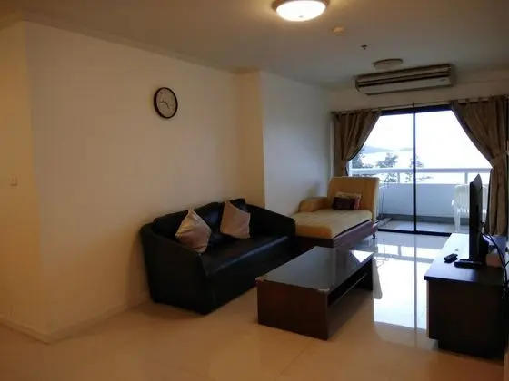 1 Bedroom Apartment with Sea View
