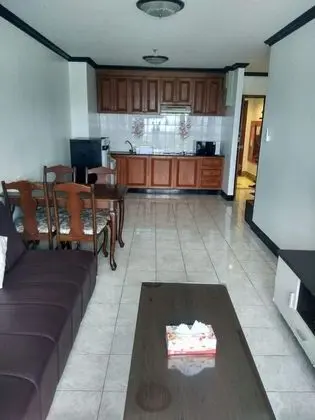 1 Bedroom Apartment with Sea View