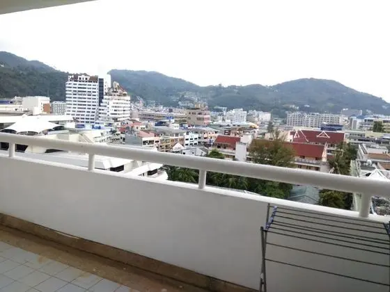 1 Bedroom Apartment with Sea View