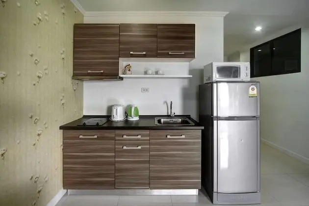 2 Bedrooms Apartment with Sea View