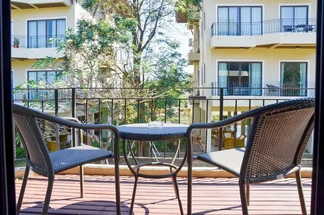 Patra Junior Garden View Suite