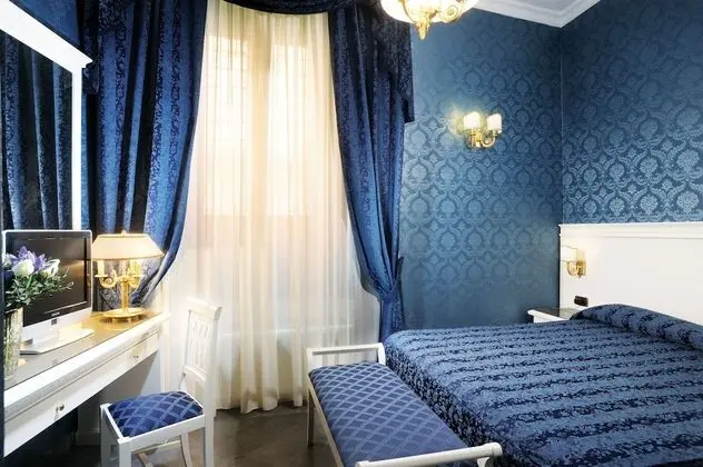 Superior Tek Büyük Yataklı Oda