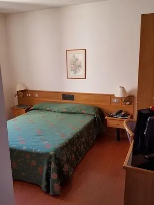 Büyük Yataklı Tek Kişilik Oda (SPA Access)