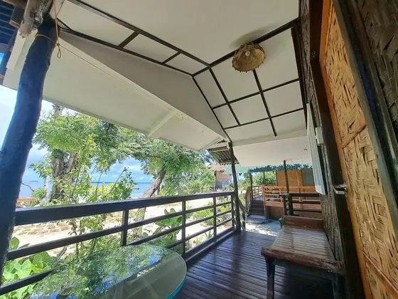 Deluxe Kır Evi, Denize Sıfır