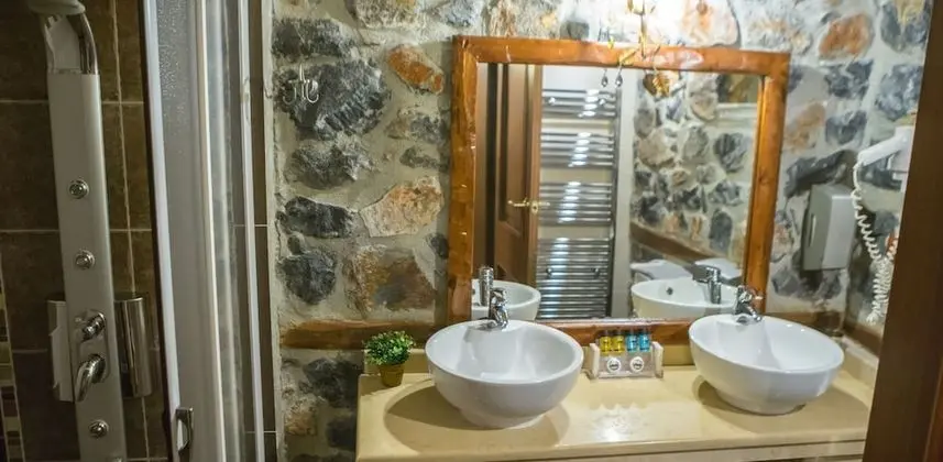 Family Dubleks, Dağ Manzaralı (Split Level)