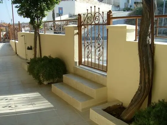 Ev, Teras, Deniz Manzaralı