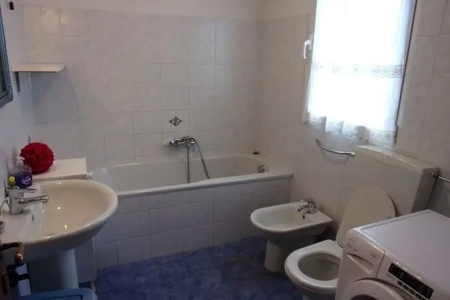 Family Sıra Ev, Birden Çok Yatak, 2 Banyolu, Bahçeli (Villa Patrizia)