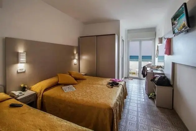 Comfort Dört Kişilik Oda, Balkon, Deniz Manzaralı