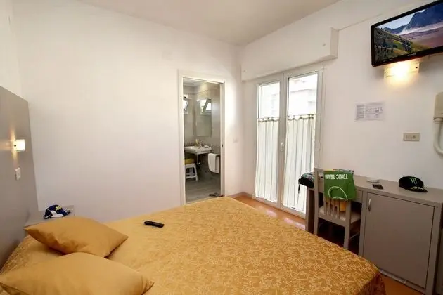 Comfort Tek Büyük veya İki Ayrı Yataklı Oda, Balkon, Deniz Manzaralı