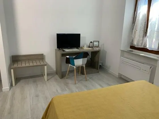Comfort Tek Büyük Yataklı Oda