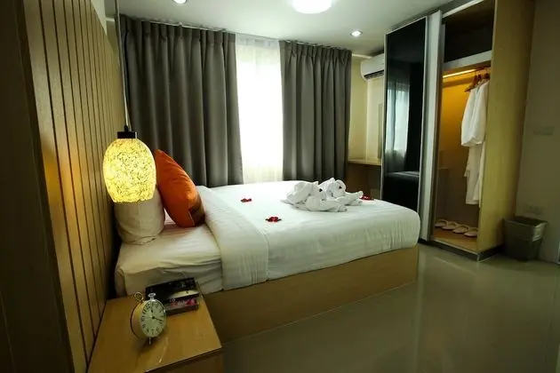 2 Bedrooms Suite B