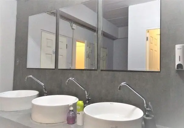 Mixed Dormitory (3rd Floor)