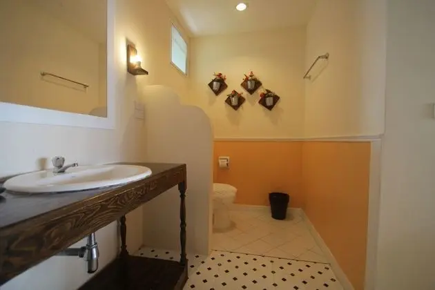 Deluxe Room Pool Side
