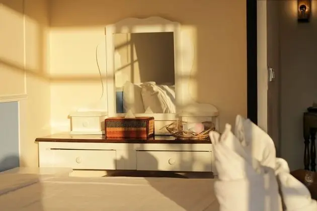 Deluxe Tek Büyük veya İki Ayrı Yataklı Oda, 1 Yatak Odası, Sigara İçilmez, Deniz Manzaralı
