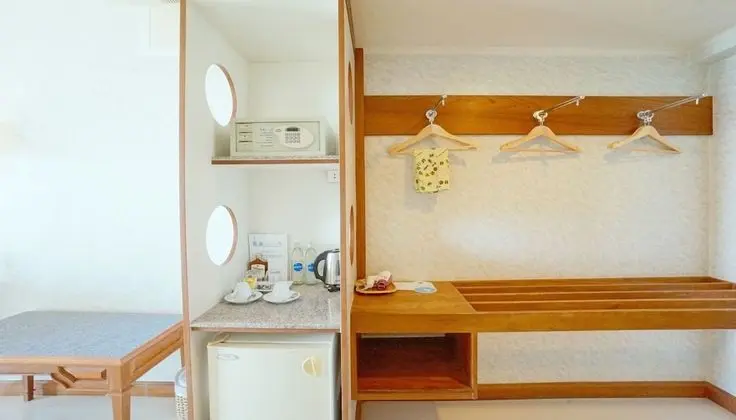 Standard Oda, 1 Yatak Odası, Kısmi Deniz Manzaralı