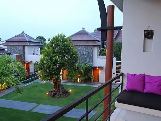 Deluxe Oda, Balkon