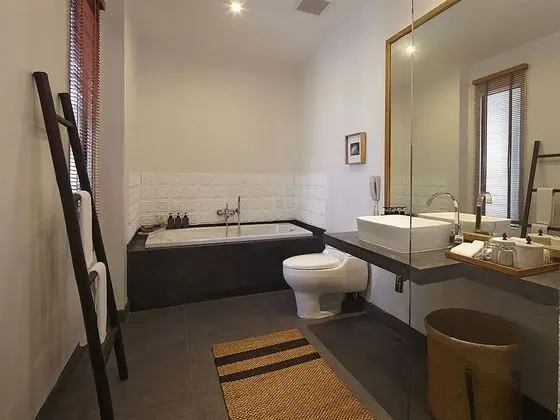 Deluxe Oda, Balkon