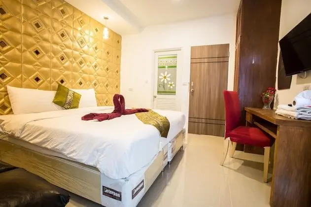 Seven Bedrooms Pool Villa 1km Jomtien beach