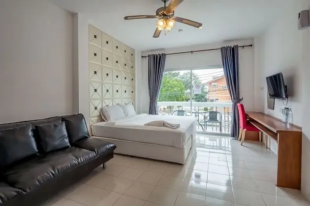 Seven Bedrooms Pool Villa 1km Jomtien beach