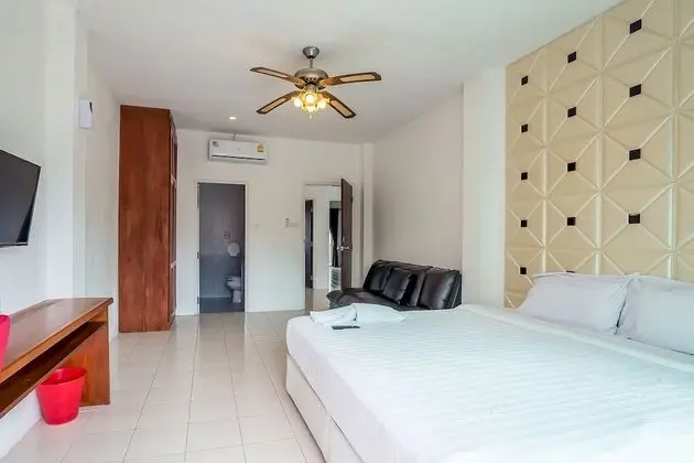 Seven Bedrooms Pool Villa 1km Jomtien beach
