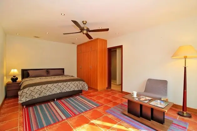 4-Bedroom Villa