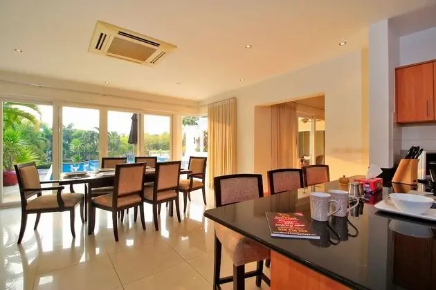 4-Bedroom Villa