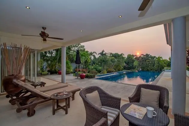 4-Bedroom Villa