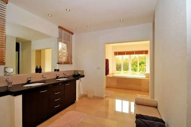 4-Bedroom Villa