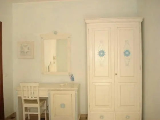 Büyük Yataklı Tek Kişilik Oda