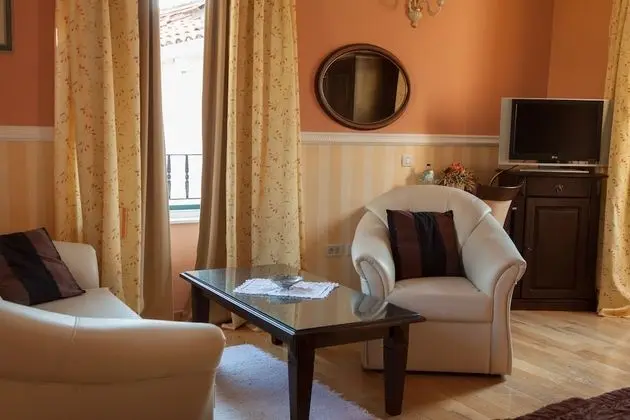 Deluxe Tek Büyük veya İki Ayrı Yataklı Oda, Teras