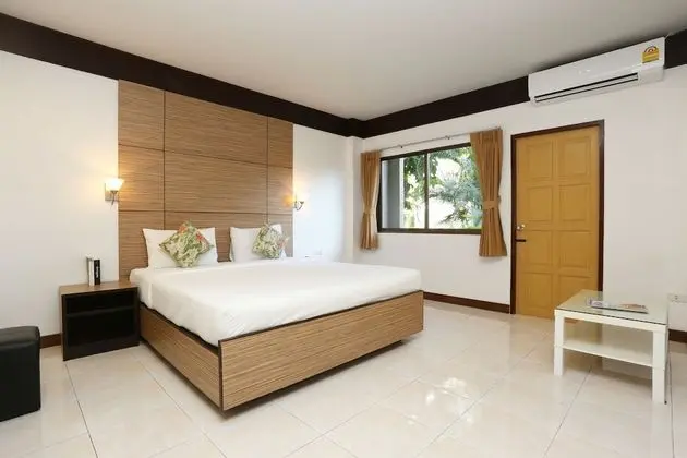 Corner Room