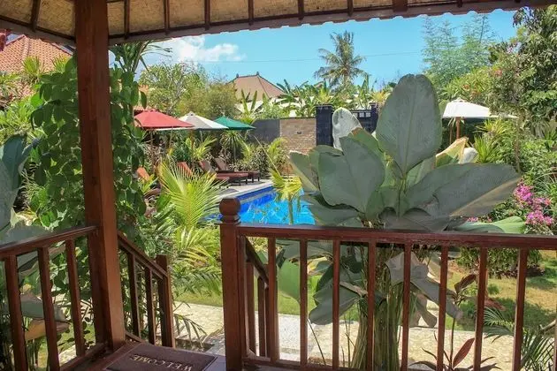 Deluxe Tek Büyük Yataklı Oda, 1 En Büyük (King) Boy Yatak, Balkon, Bahçe Manzaralı