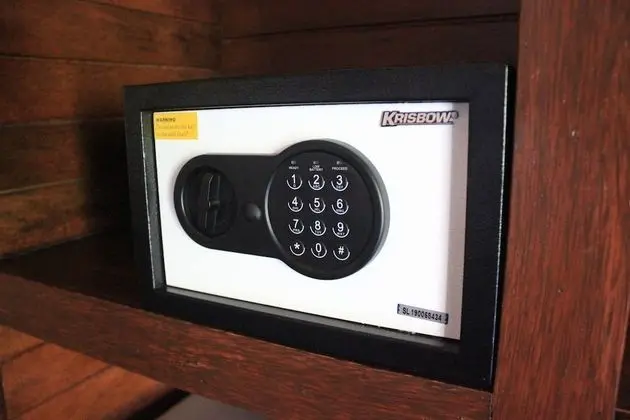 Deluxe Tek Büyük Yataklı Oda, 1 En Büyük (King) Boy Yatak, Balkon, Bahçe Manzaralı